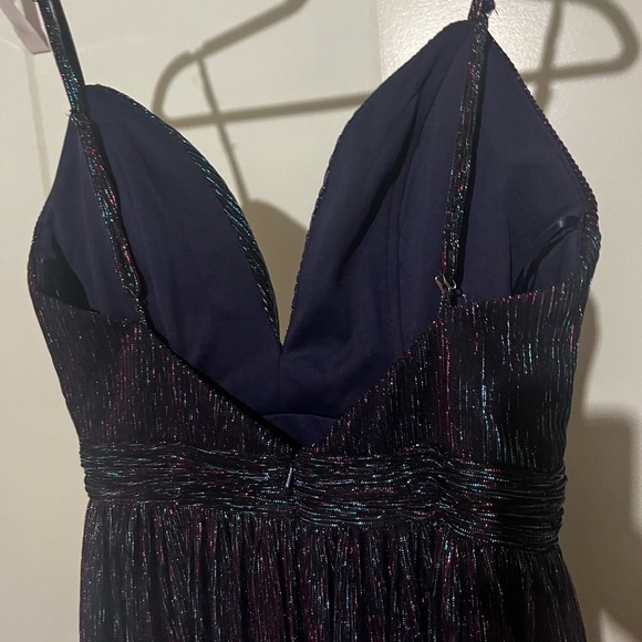 Clarisse Shimmer Gown - Picture 3 of 6